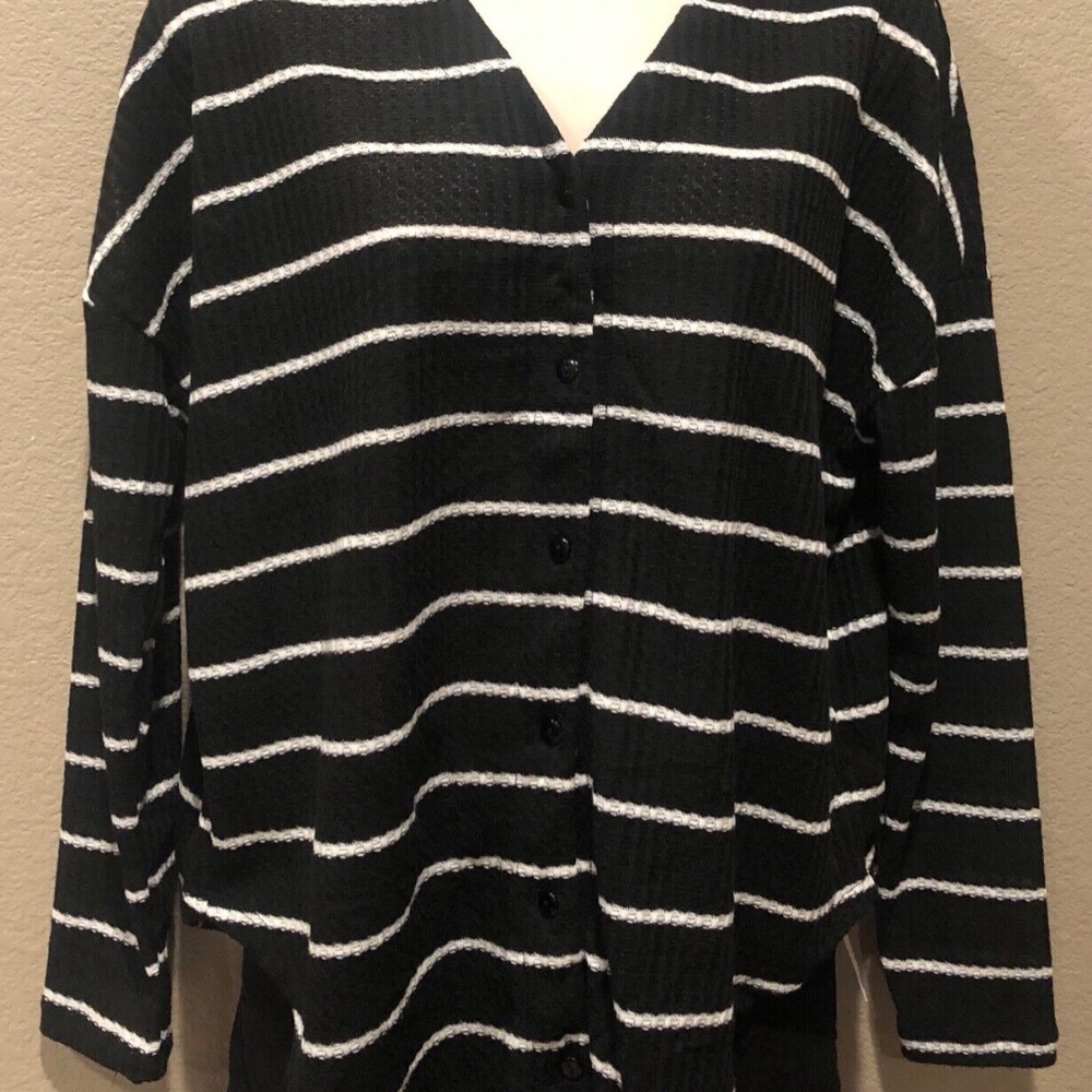 Women's Boutique Black/White Stripe Button Front Long Sleeve Cardigan S/M/L